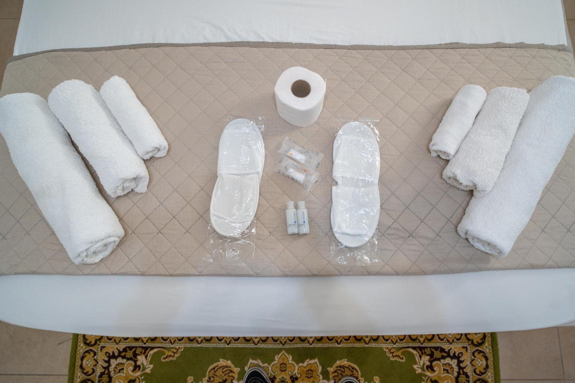 Whitehouse Bed & Breakfast เลชเช ภายนอก รูปภาพ